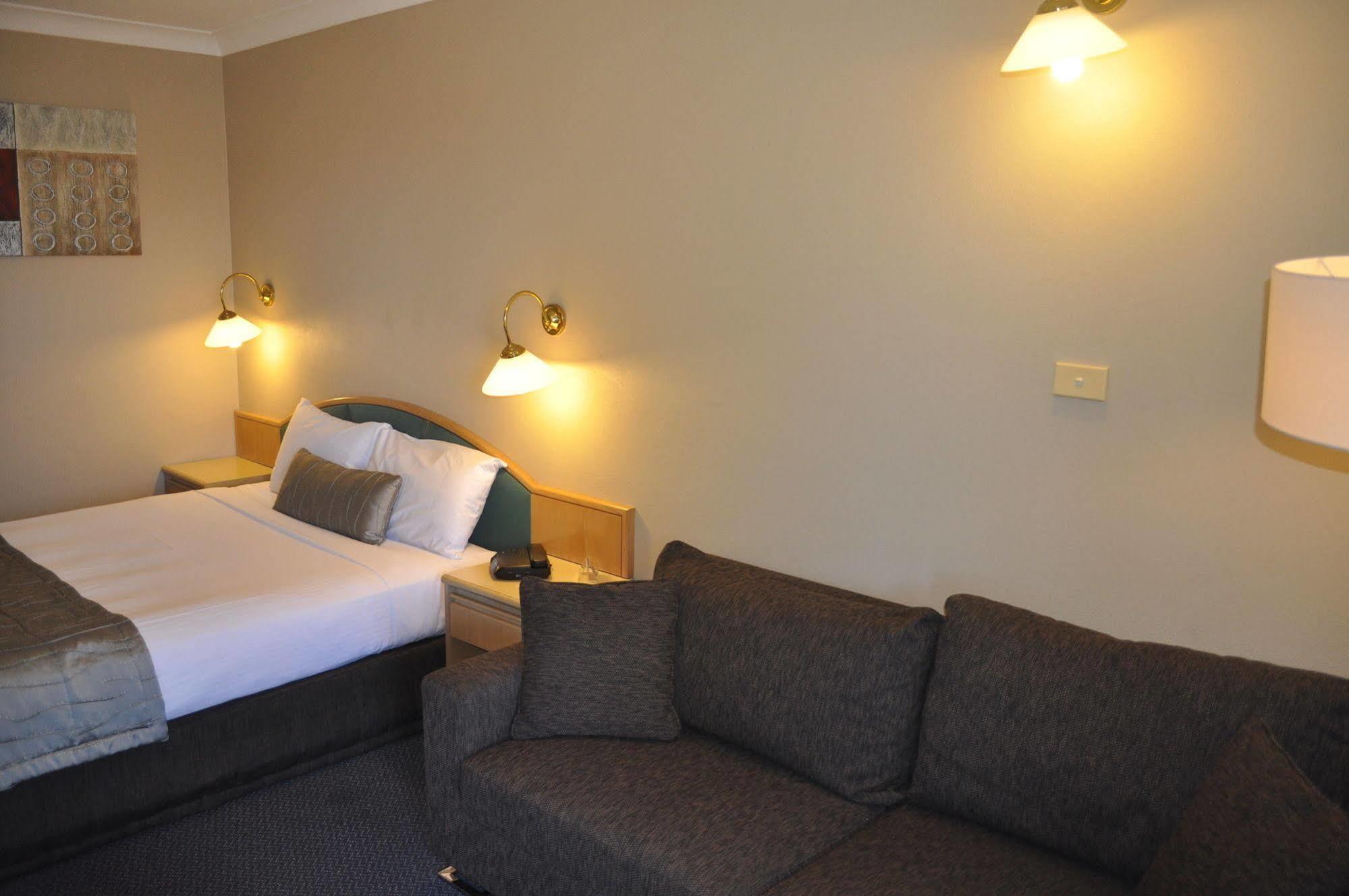 In Town Motor Inn Taree Exterior foto